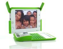 220px-LaptopOLPC_a.jpg